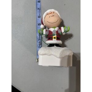 Hallmark Peanuts Gang Charlie Brown Wireless Christmas Light Show 2015